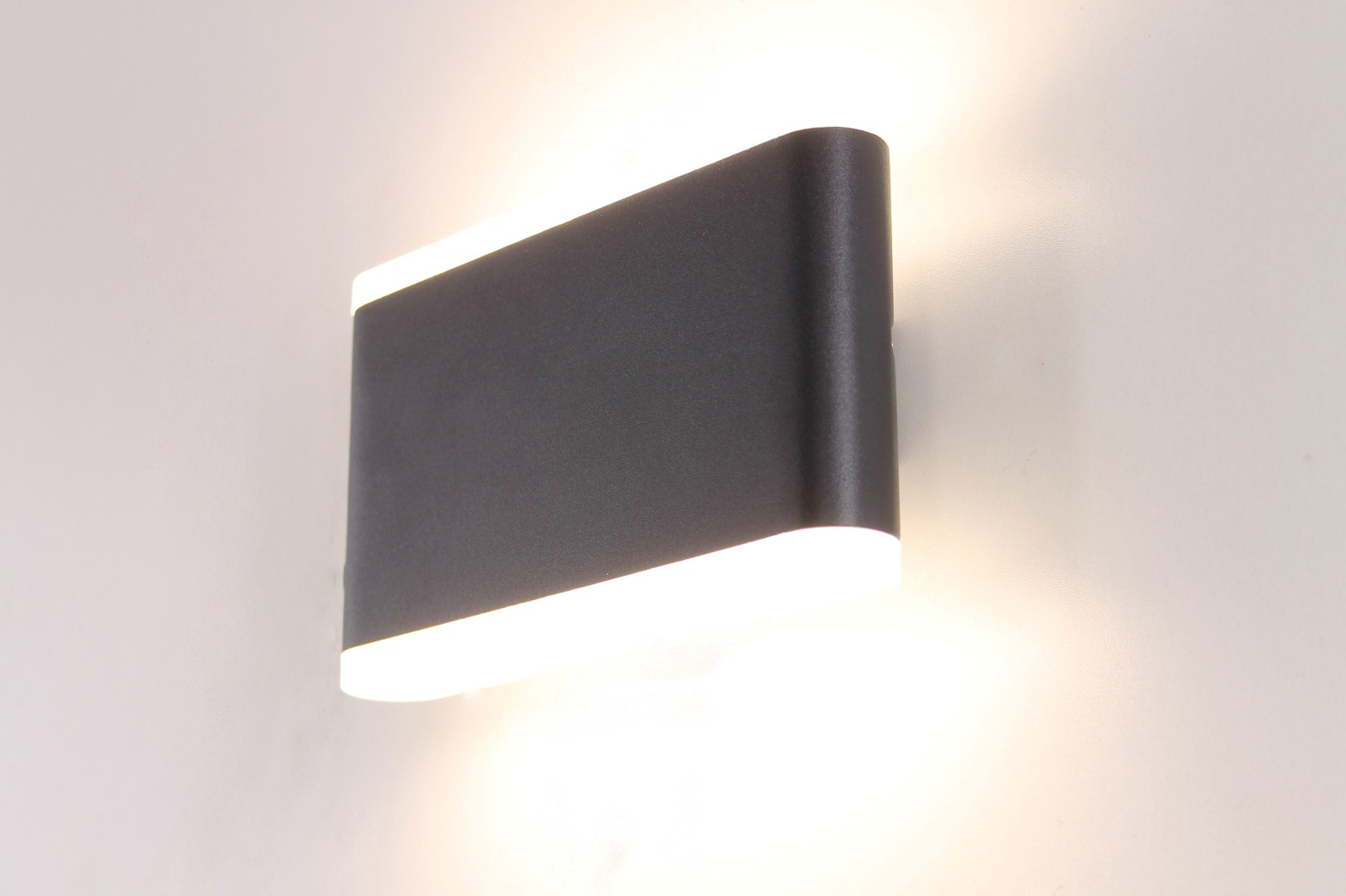 Buiten wandlamp LED zwart up / down 41493 Buiten wandlamp LED zwart up / down 41493