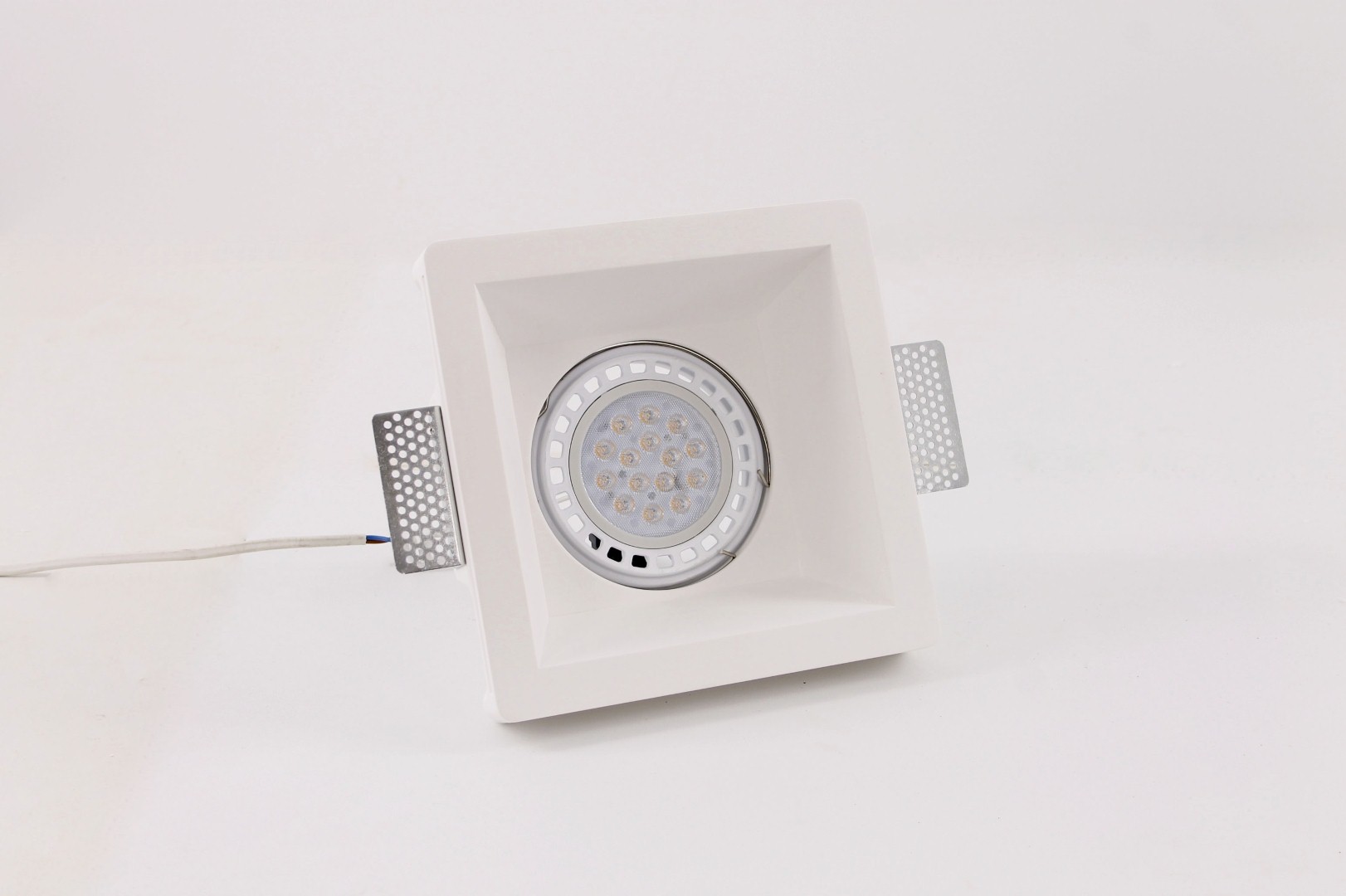 Trimless inbouwspot wit vierkant 16 x 16 cm 41832 Trimless inbouwspot wit vierkant 16 x 16 cm 41832