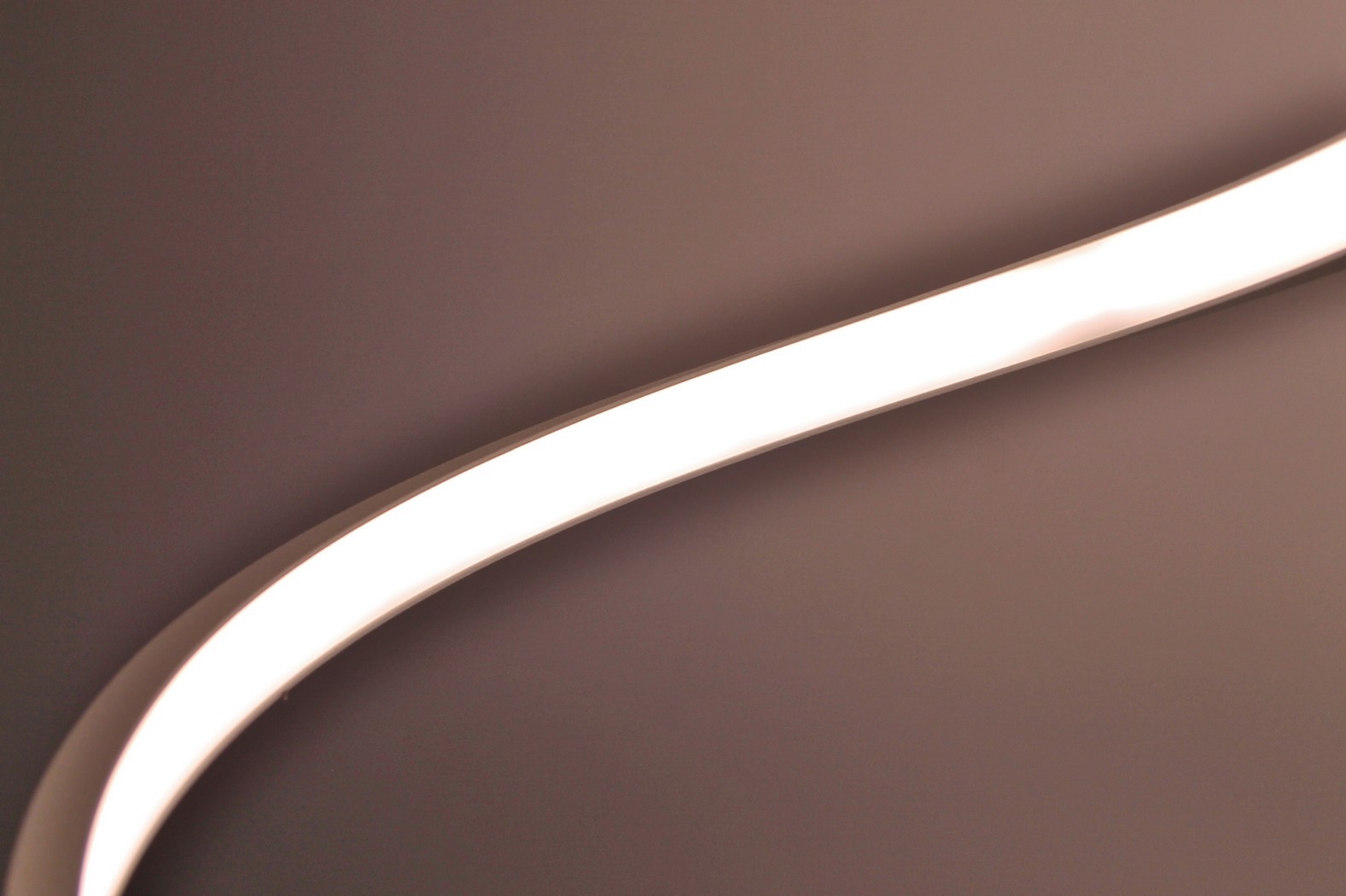 Plafondlamp LED slinger 71cm hoog 38566 Plafondlamp LED slinger 71cm hoog 38566