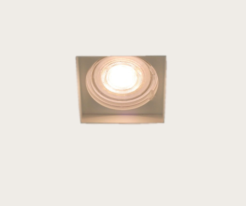Trimless inbouwspot wit vierkant 6x6 cm binnenmaat 41824 Trimless inbouwspot wit vierkant 6x6 cm binnenmaat 41824