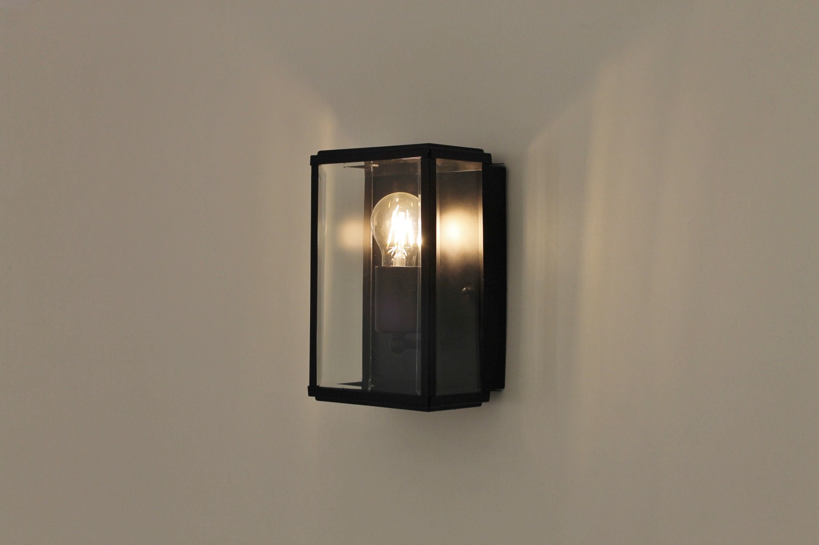 Buiten wandlamp rechthoek zwart 32627 Buiten wandlamp rechthoek zwart 32627