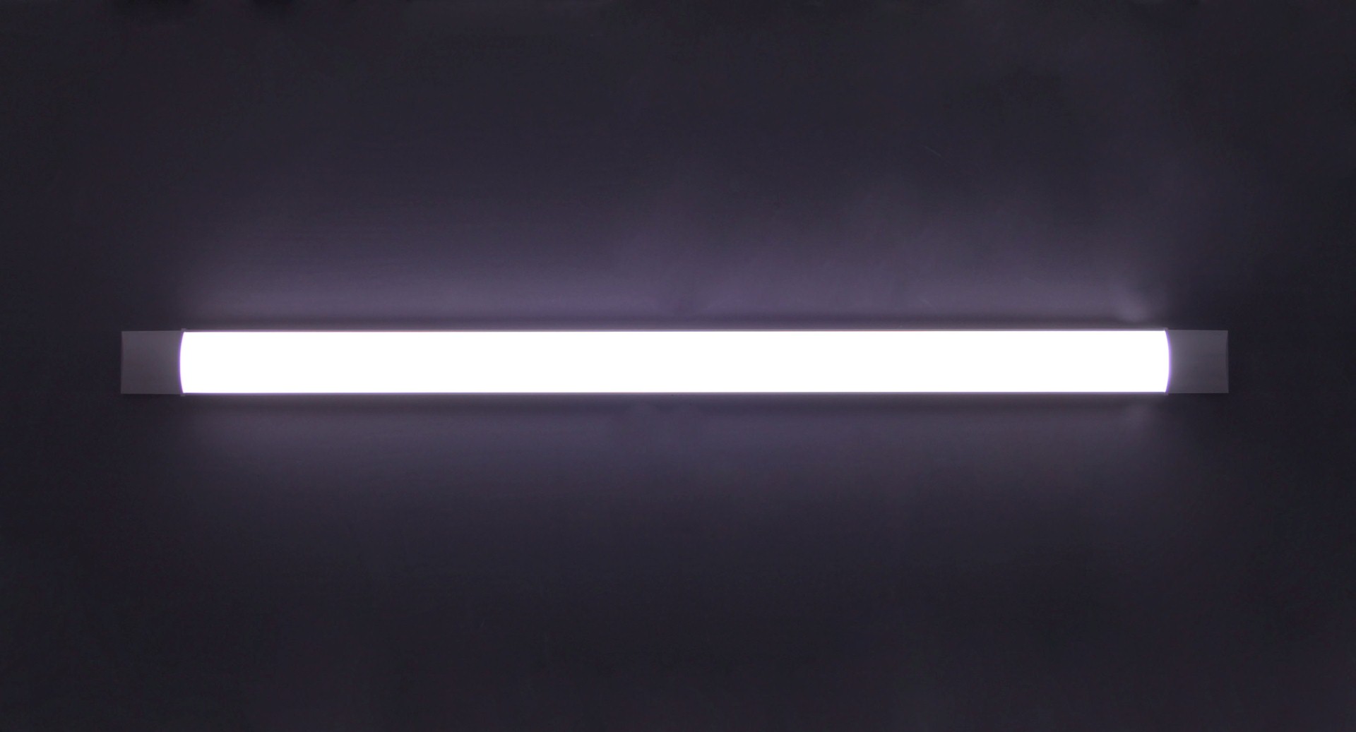Plafondlamp strak wit armatuur lang 40491 Plafondlamp strak wit armatuur lang 40491