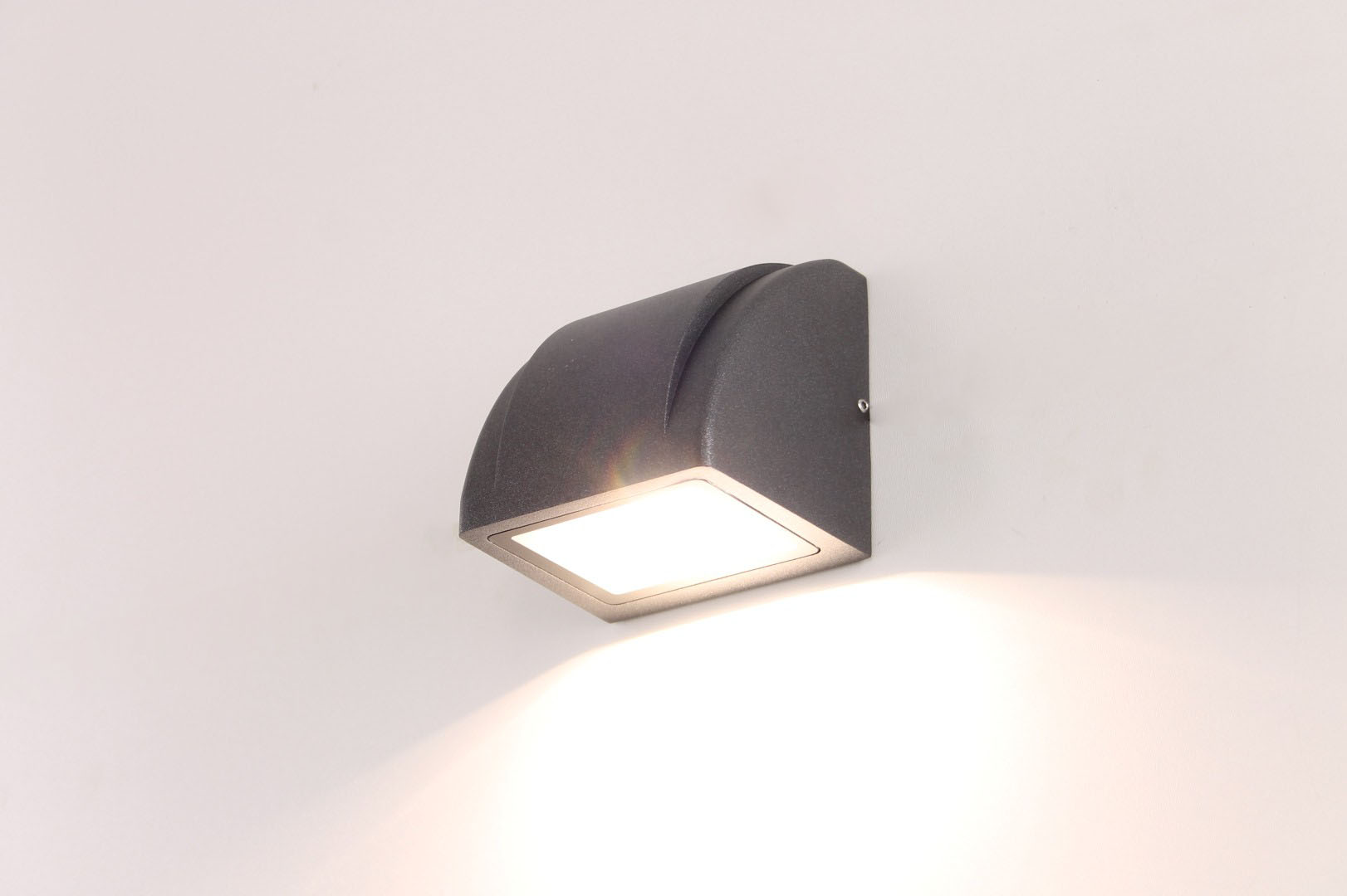 koppeling Mooi Extreme armoede Buiten wandlamp antraciet LED