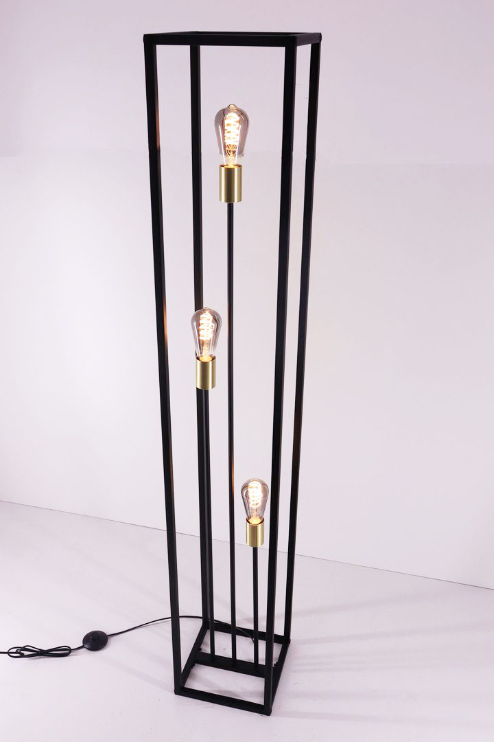 Moderne vloerlamp | Zwart Goud | 3 lichts zuil frame 43380 Moderne vloerlamp | Zwart Goud | 3 lichts zuil frame 43380
