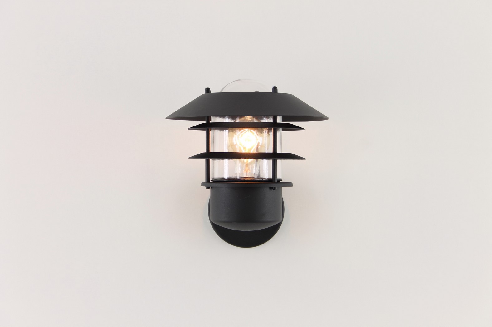 Buiten wandlamp zwart staand 35232 Buiten wandlamp zwart staand 35232
