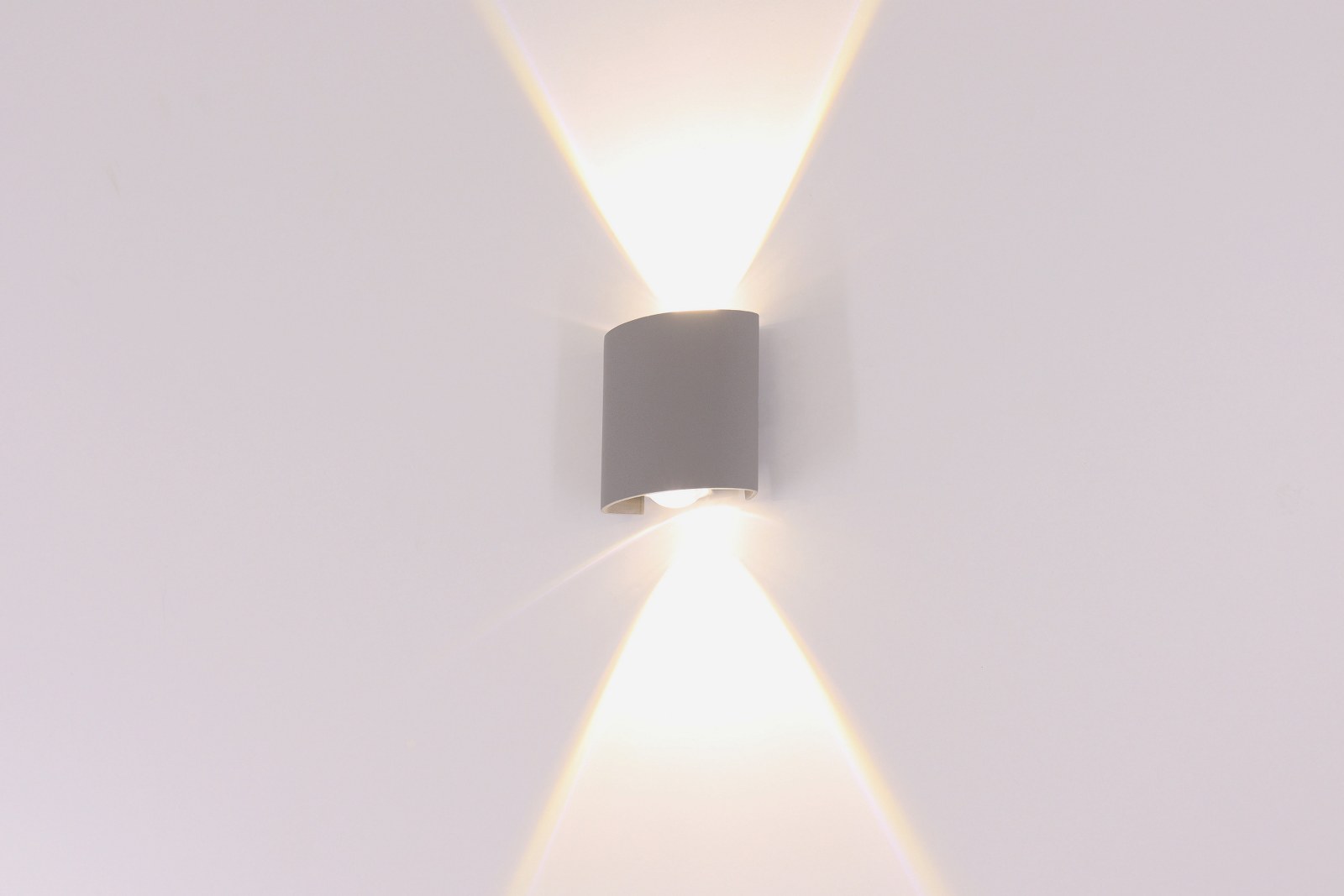 Buitenlamp UP DOWN grijs metaal LED geïntegreerd | 43605