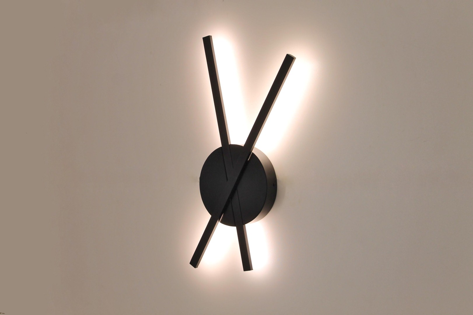 Wandlamp LED strak zwart 42452 Wandlamp LED strak zwart 42452
