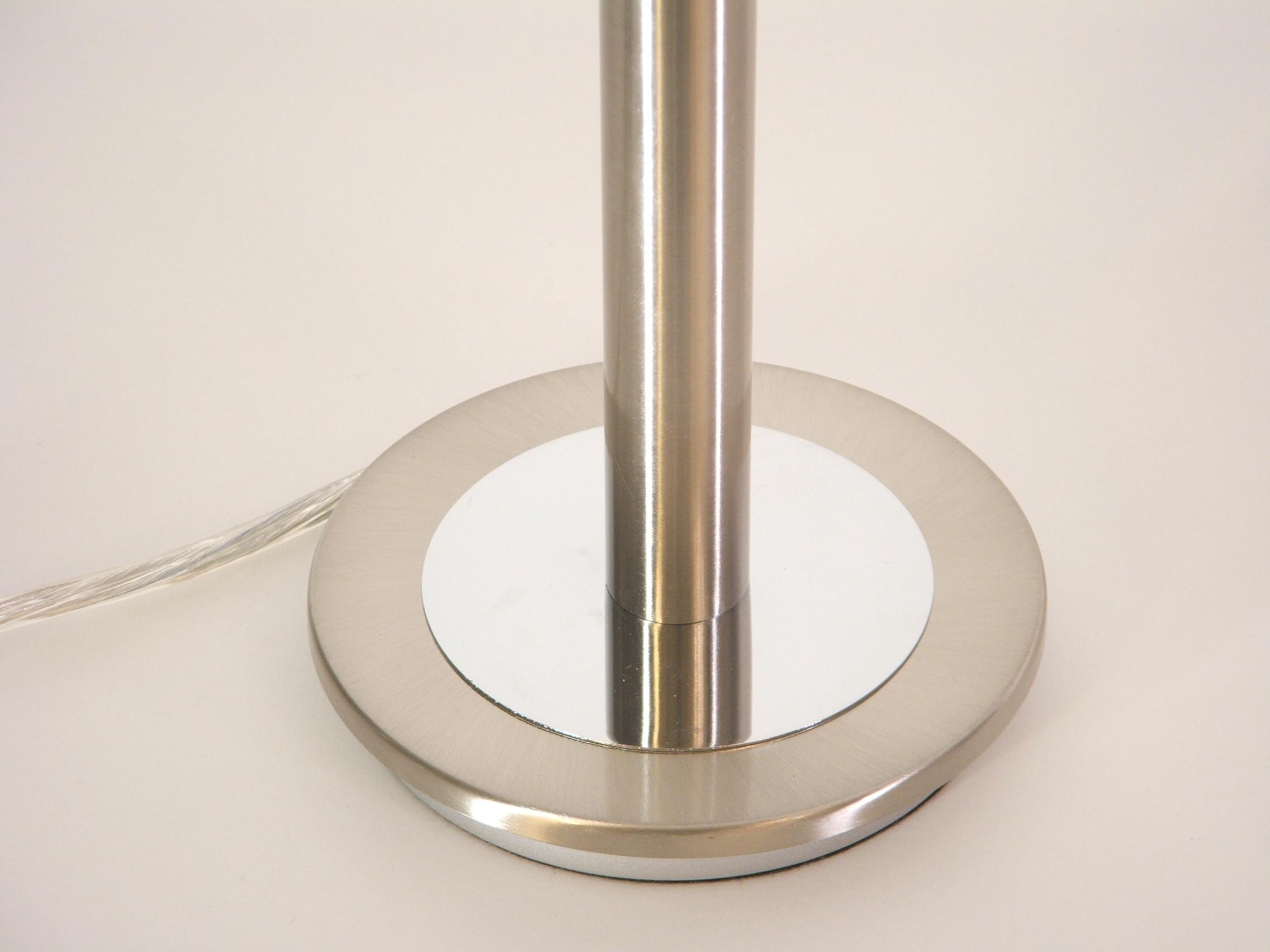Tafellamp rvs met wit glas 32619 Tafellamp rvs met wit glas 32619