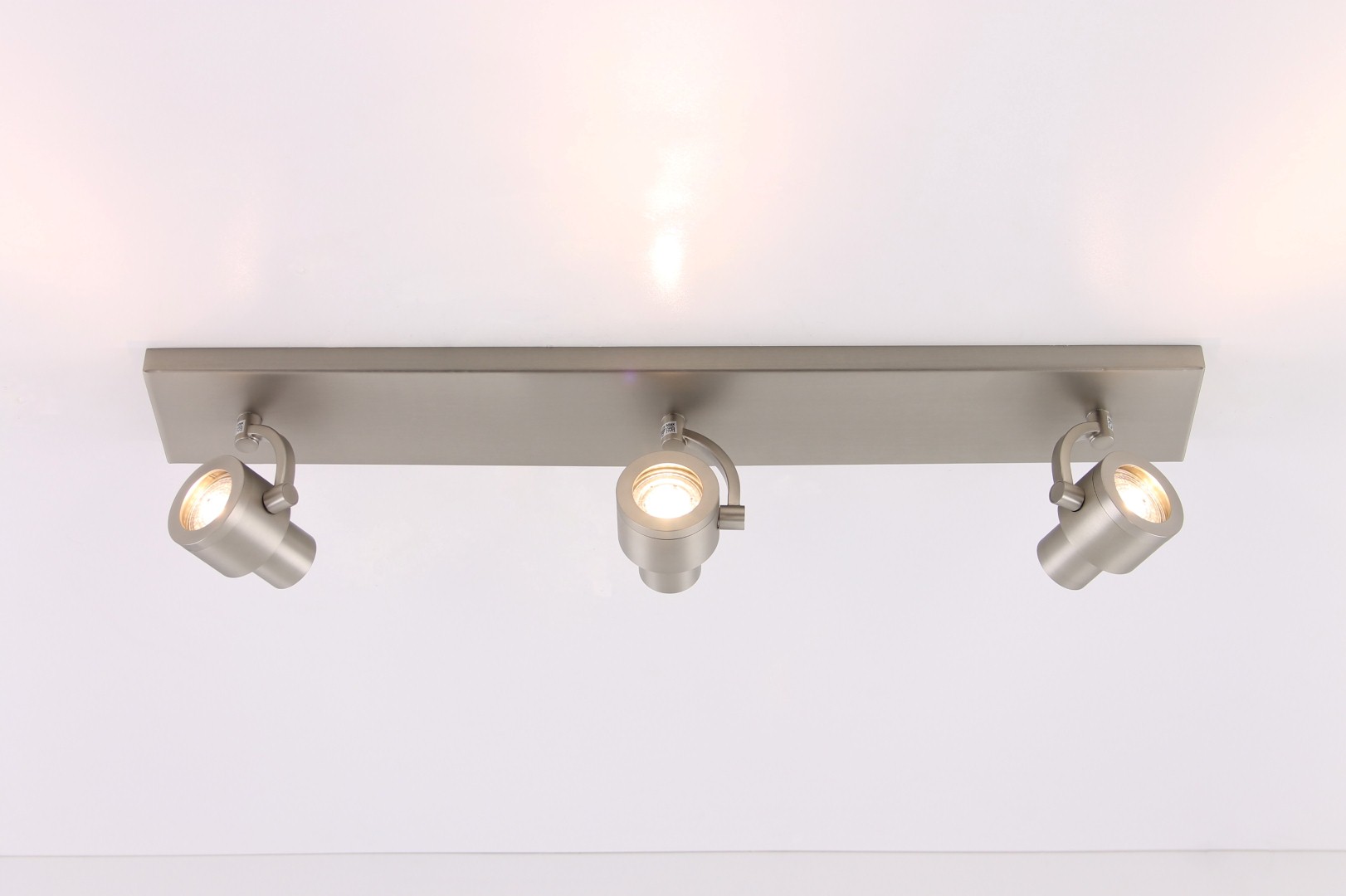 Opbouwspot rvs 3-lichts 38672 Opbouwspot rvs 3-lichts 38672