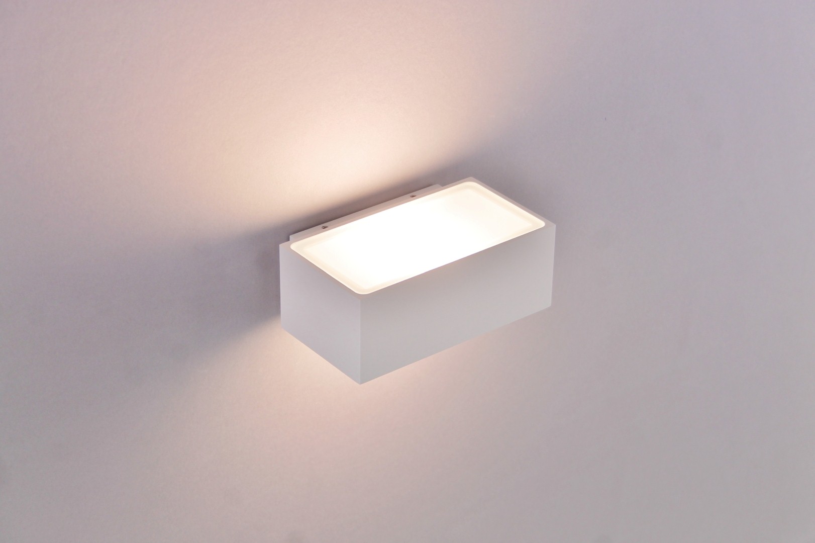 Wandlamp strak wit LED 39371 Wandlamp strak wit LED 39371