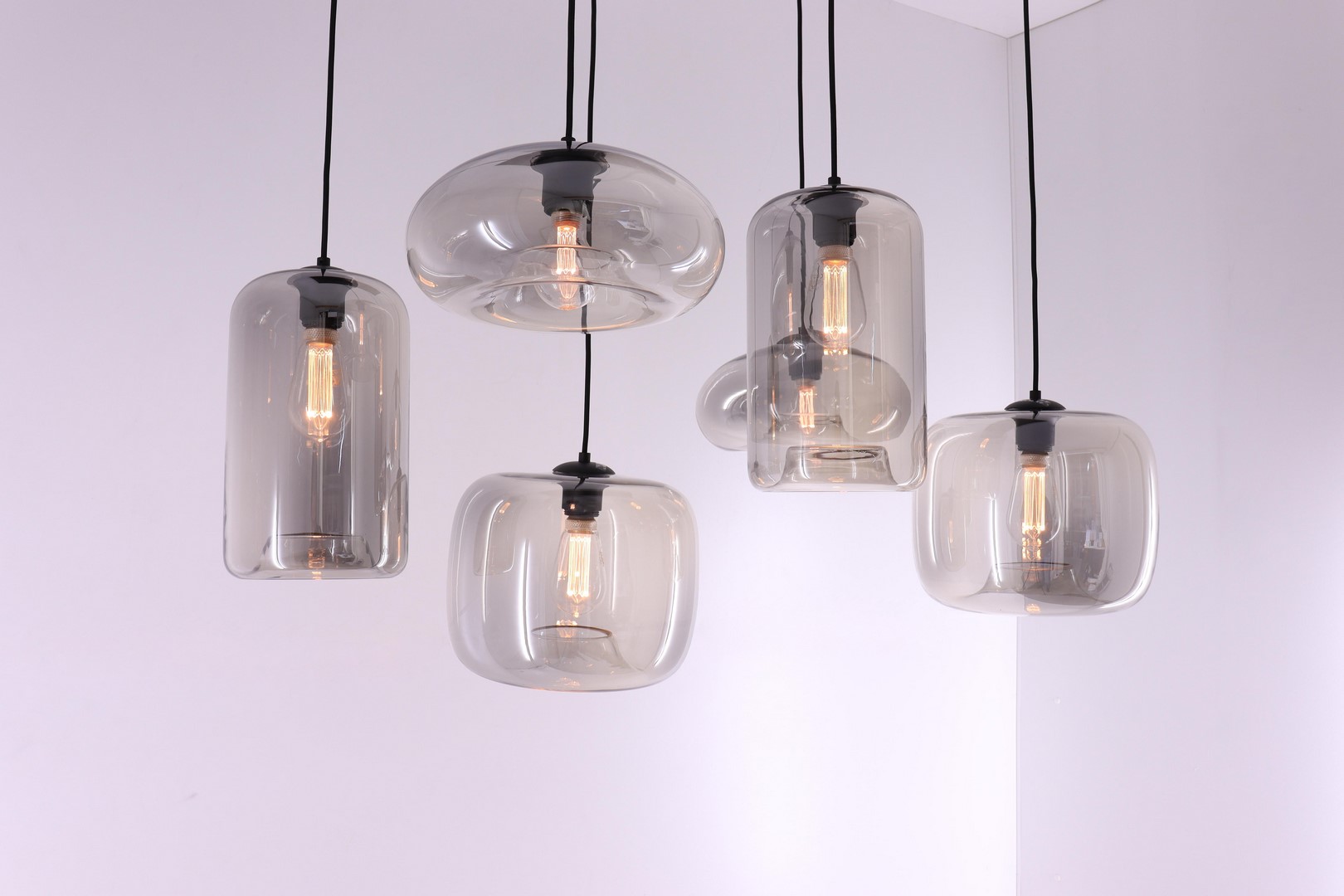 EEF hanglamp Grey folded - getint grijs glas - 6lichts - 100cm 50134 EEF hanglamp Grey folded - getint grijs glas - 6lichts - 100cm 50134