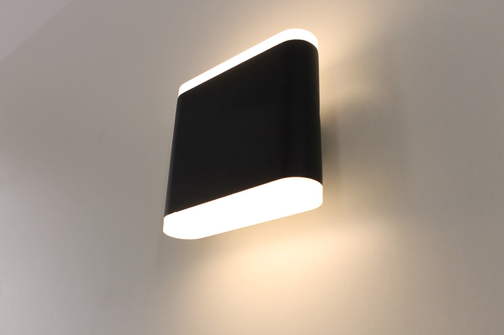 Buiten wandlamp LED zwart up / down 41492 Buiten wandlamp LED zwart up / down 41492