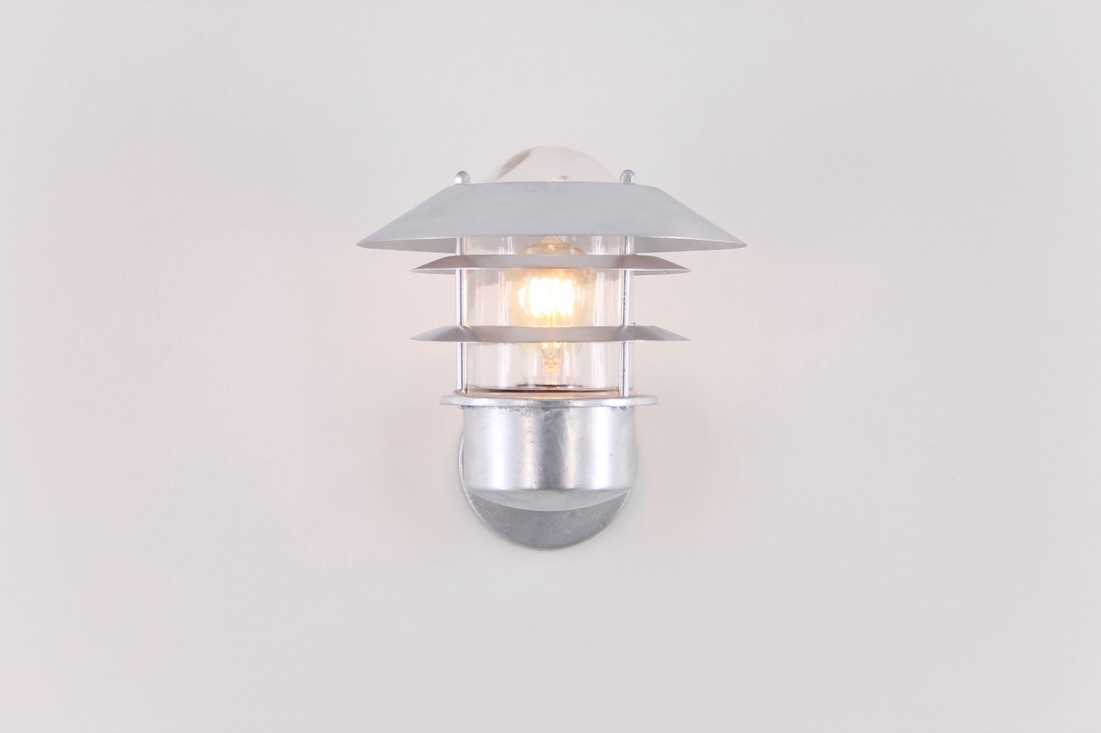 Buiten wandlamp alu staand 35231 Buiten wandlamp alu staand 35231