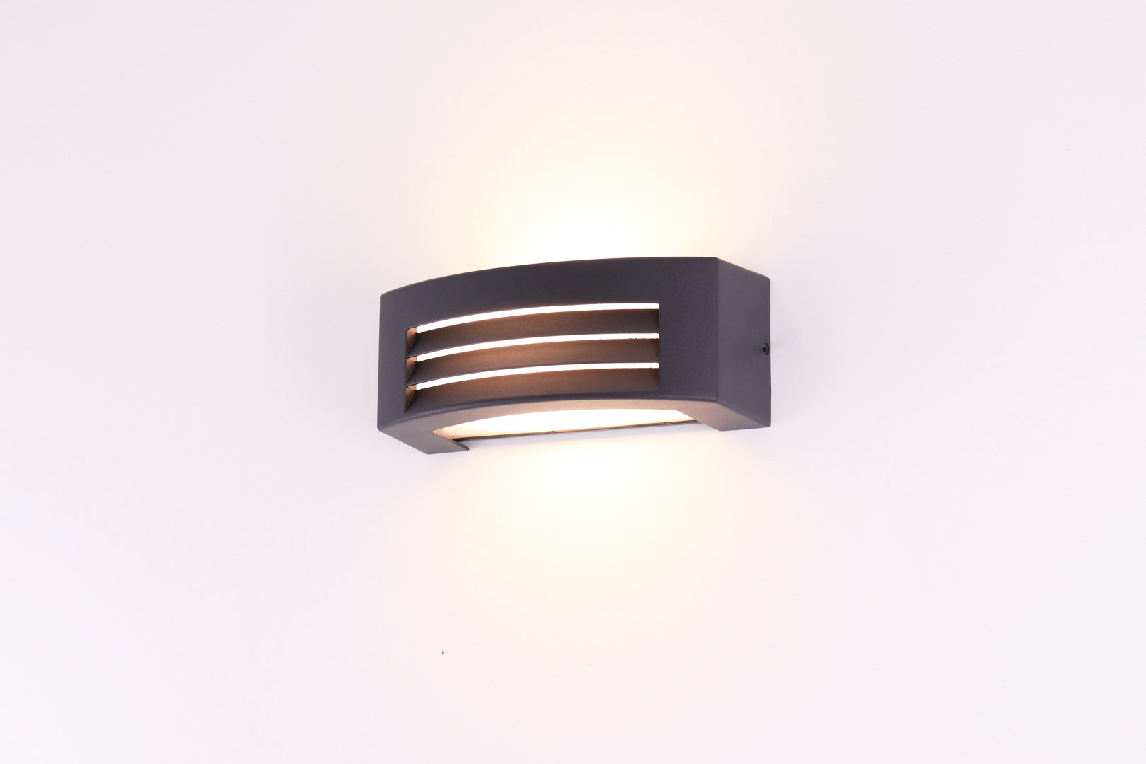 buitenlamp aluminium - half ovaal - zwart wit 44136 buitenlamp aluminium - half ovaal - zwart wit 44136