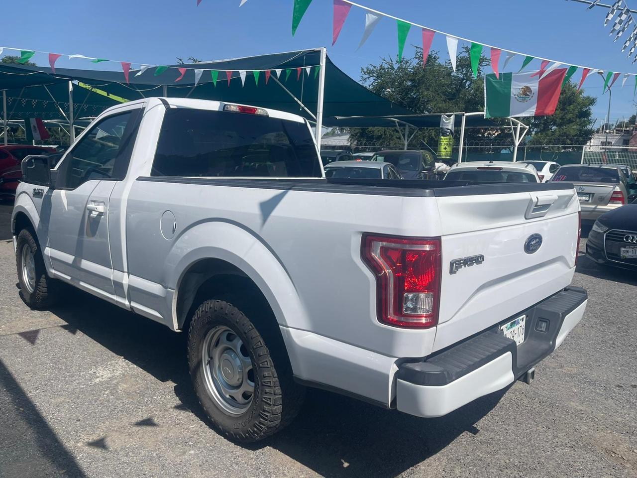 Ford F150 2016 REG CAB 4X2 Automático