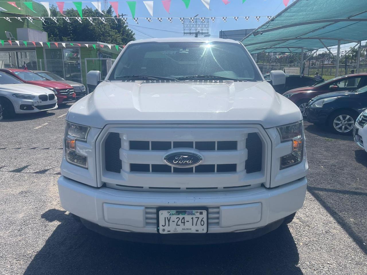 Ford F150 2016 REG CAB 4X2 Automático