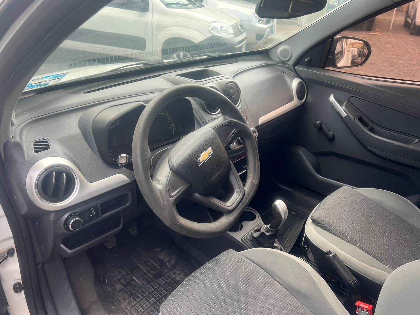 Chevrolet Tornado 2017 LS Manual