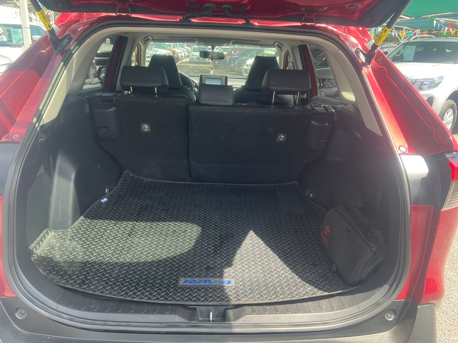 Toyota RAV4 2019 LE Automático