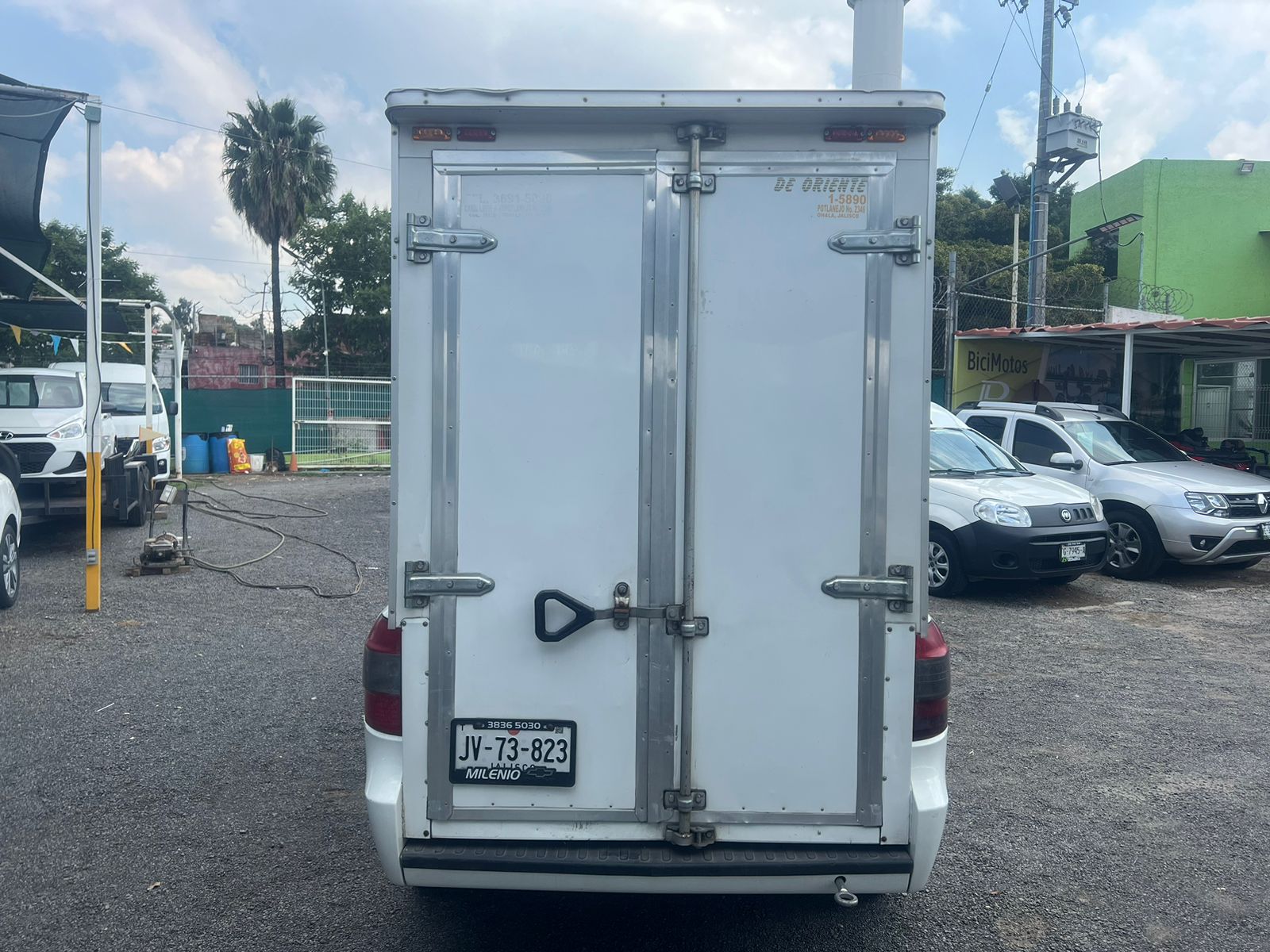 Chevrolet Tornado 2017 LS Manual