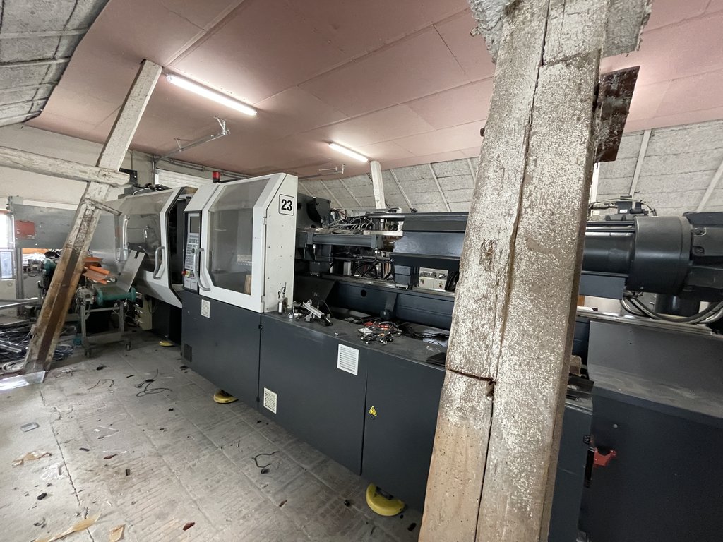 Demag System 350/810-2300 (2006) only 17000 hours!