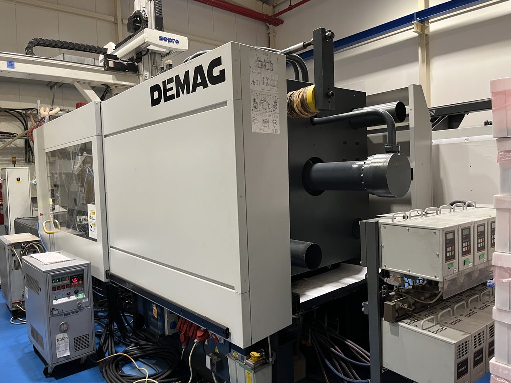 (1999) Demag Ergotech 5000-2300 Excellent condition, low hours