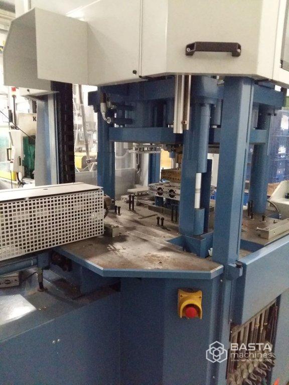 2015 NOVAPAX Blasformmaschine Modell NSB E 400 (Plastikflaschen bis 0,5 L)