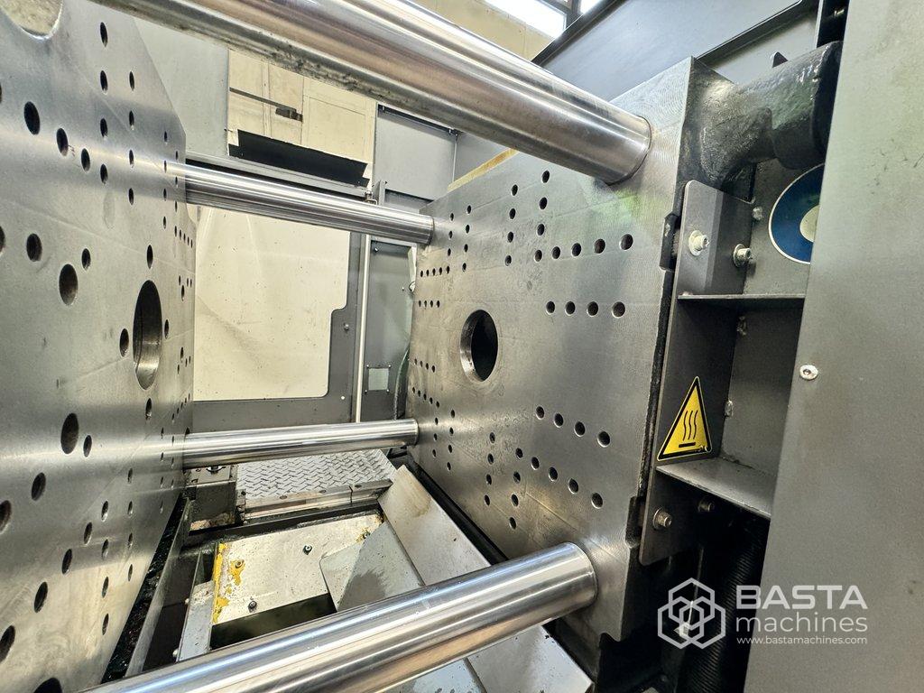 (2013) ENGEL e-mac 310/75, full electric machine, THERMOSET material DUROPLAST, Engel Picker