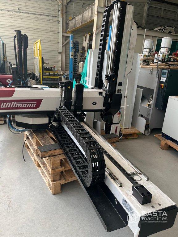 Reserved: (2020) Wittmann W833PRO-0748 Linear robot