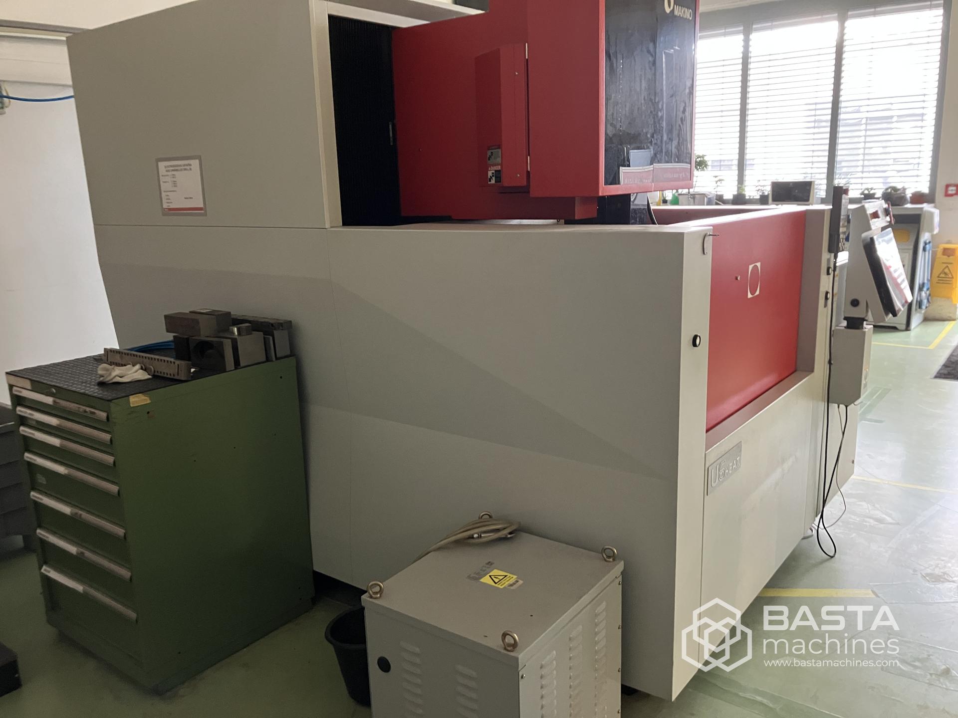 Makino U6 (2013) Wire cutter