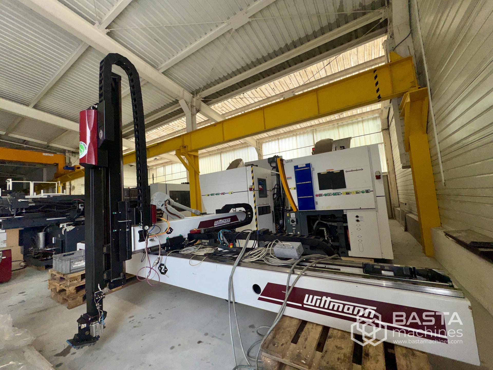 Wittmann W853-0115 (2010) Linear Z=4000mm , payload: 41,5 kg