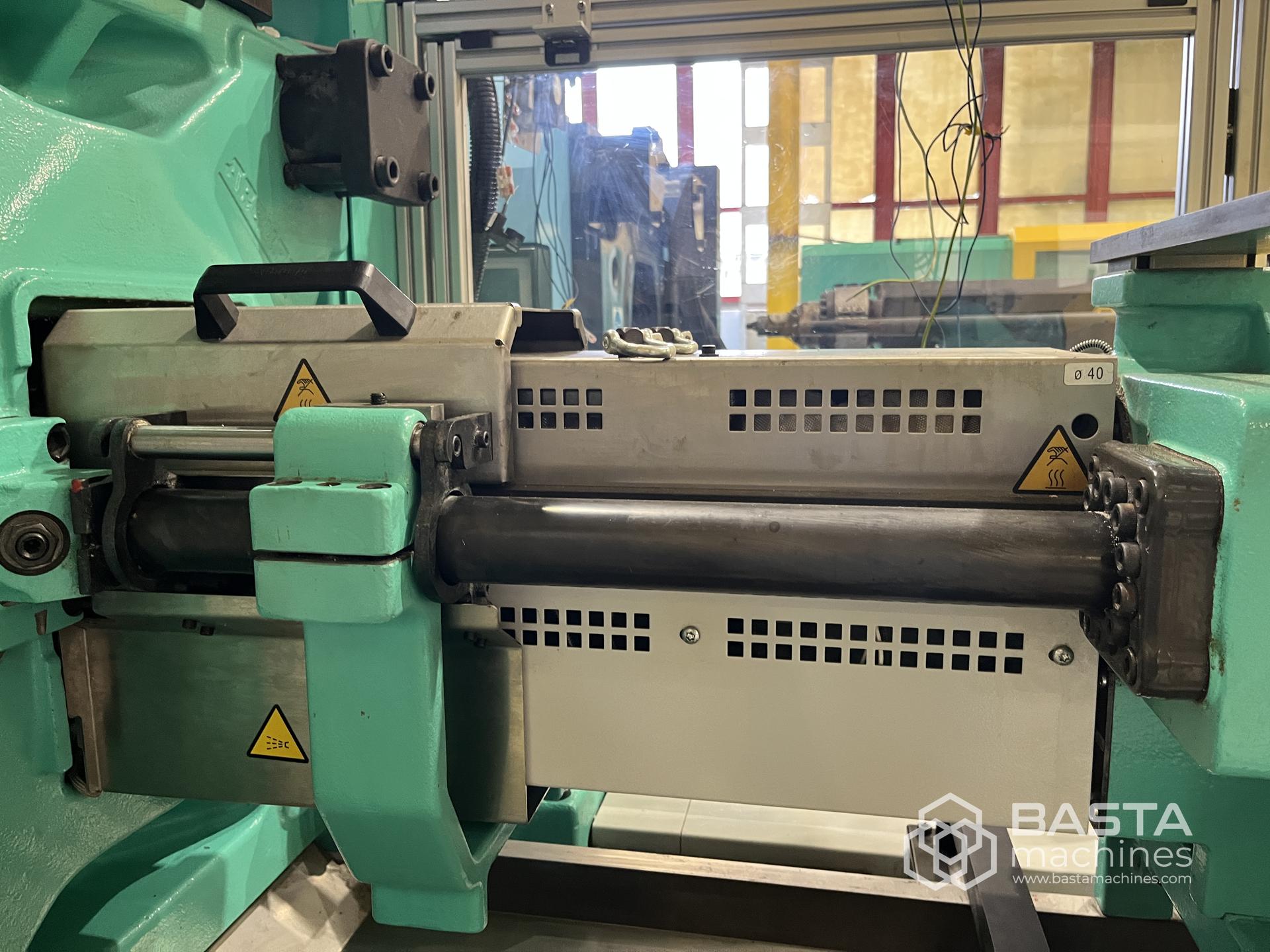 Arburg 570S 1600-400 (2015) Arburg multilift robot