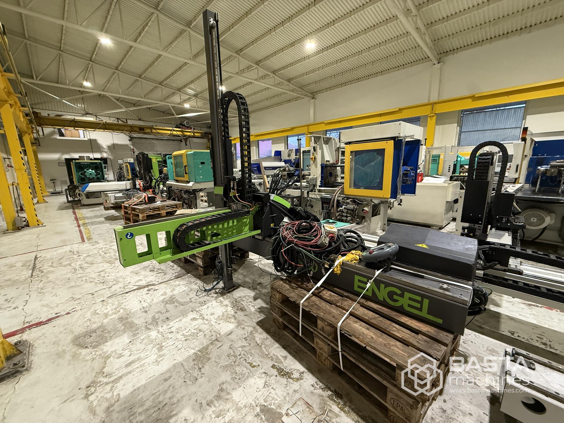 Engel VIPER 40 stand alone linear robot (2011)