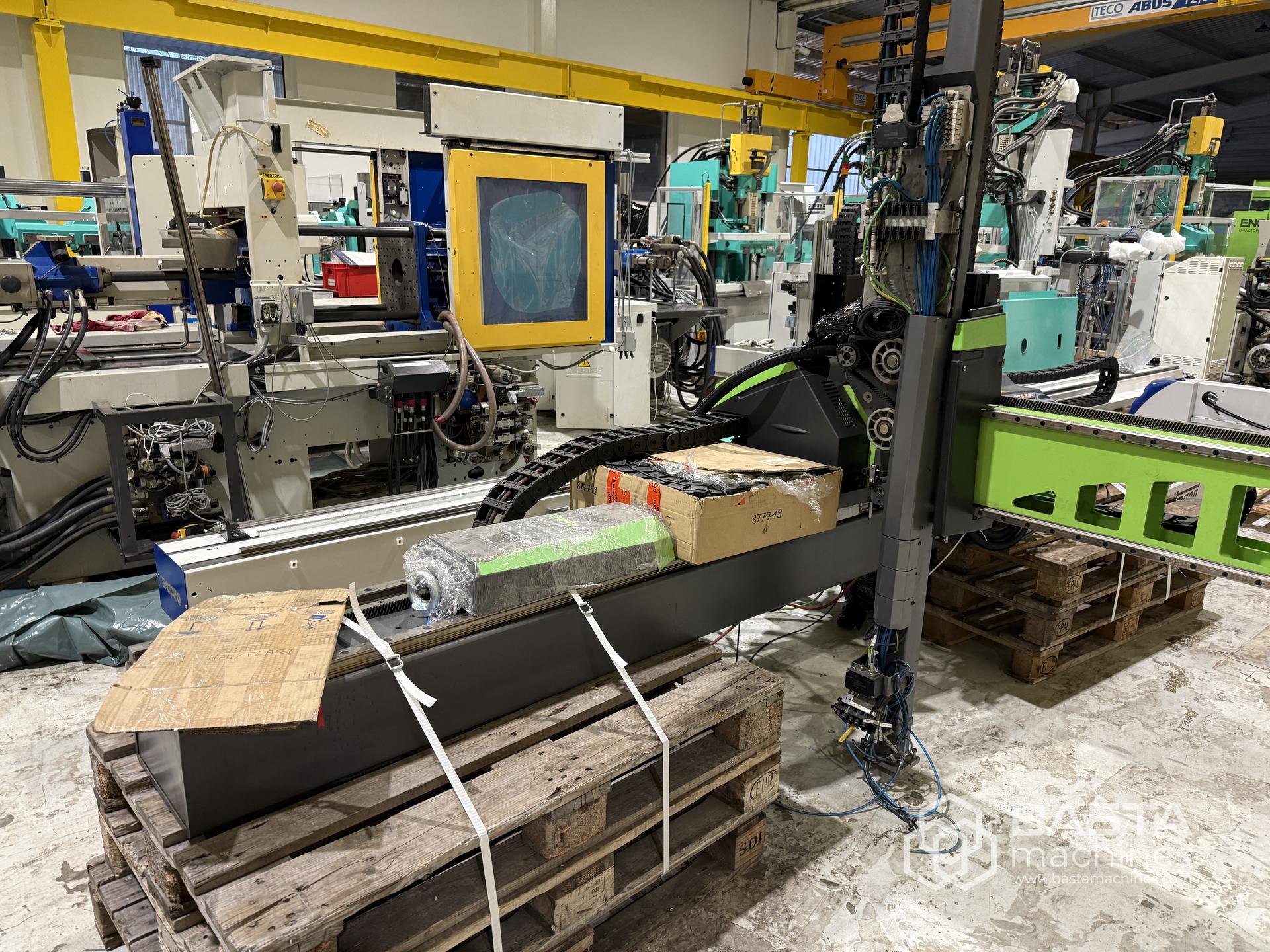 Engel VIPER 40 stand alone linear robot (2011)
