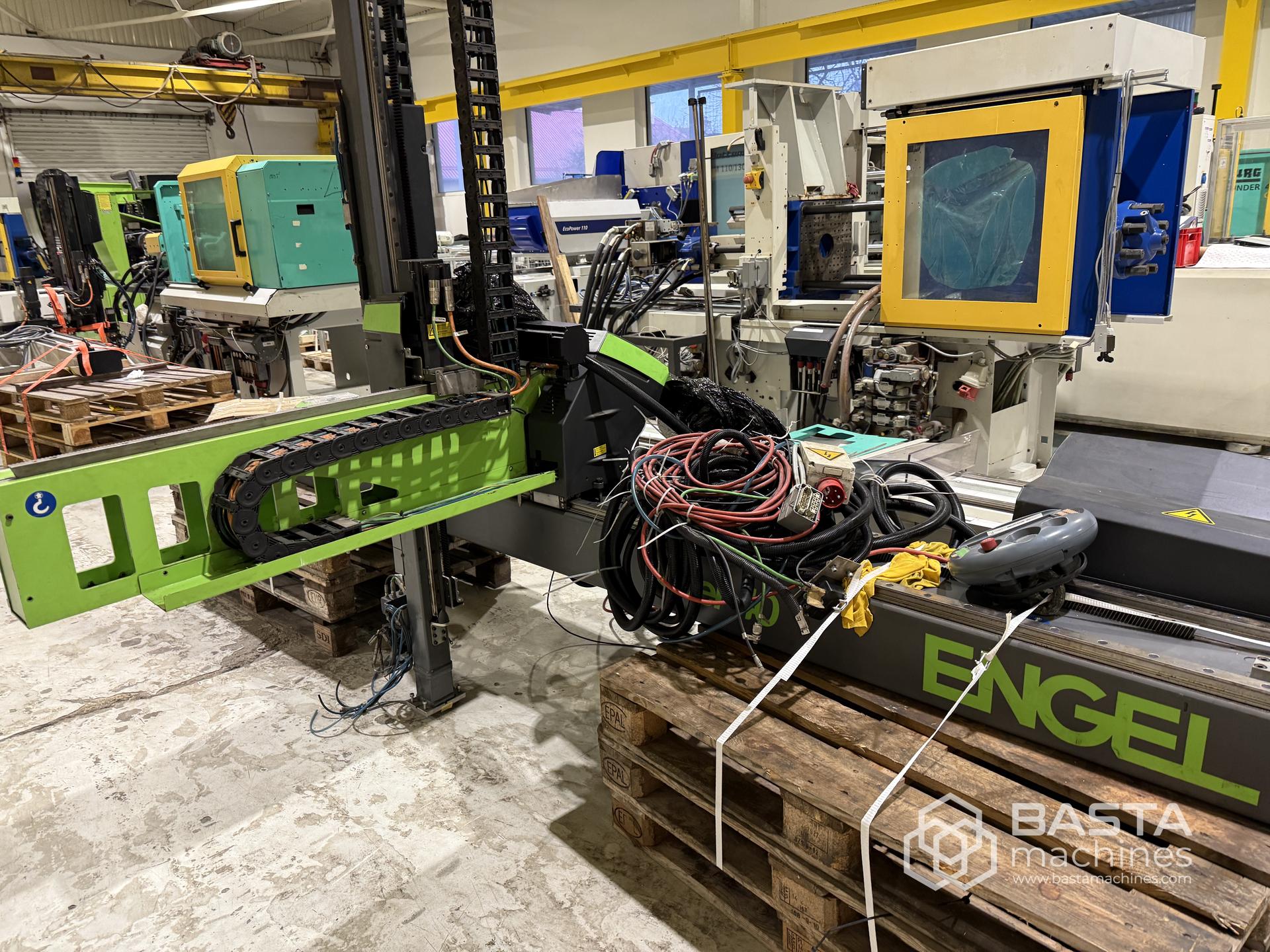 Engel VIPER 40 stand alone linear robot (2011)