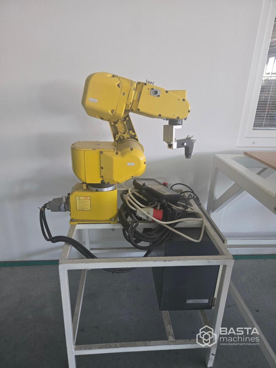 Fanuc Robot LR Mate 200iB + Fanuc system