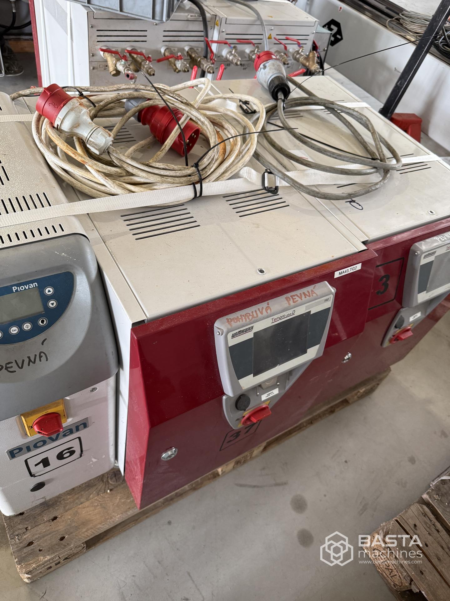 Wittmann Tempro plus D 160 (2014)