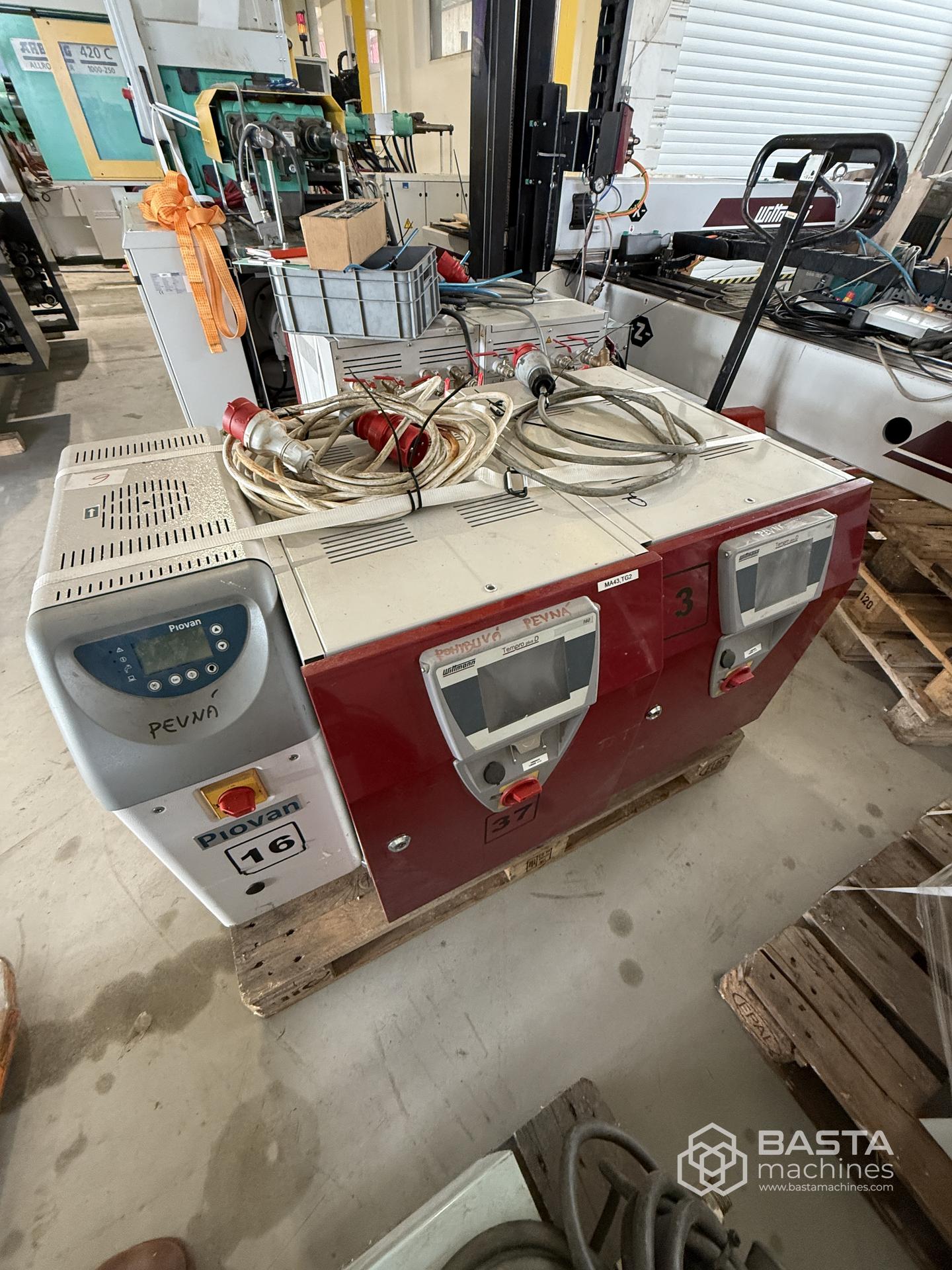 Wittmann Tempro plus D 160 (2014)