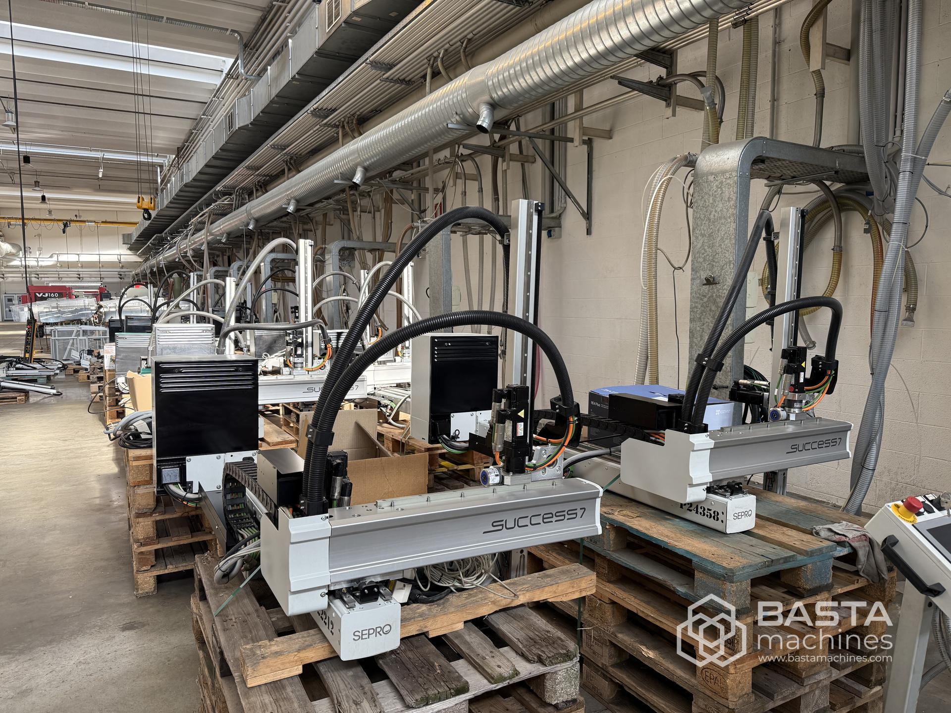 SEPRO Success 7 (2017) X= 1000mm, Euromap 67 10 PCS robot available