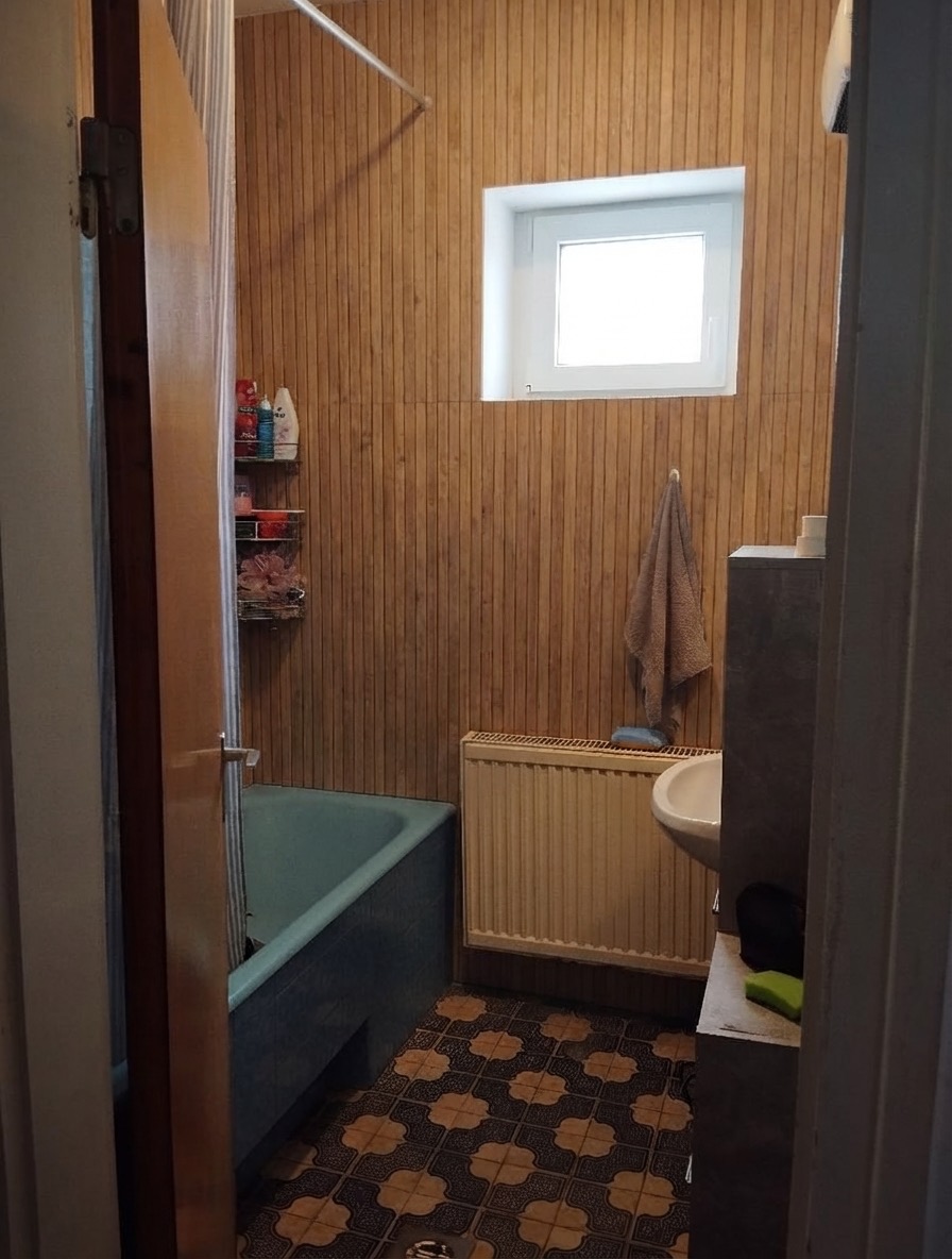 Geometric patterned bathroom wall tile replacement - contemporary design idea