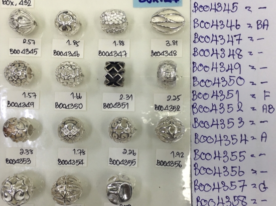Bead 4358