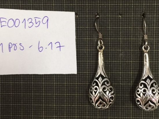 Earrings 1359