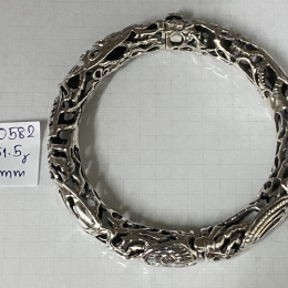 Bangle 582