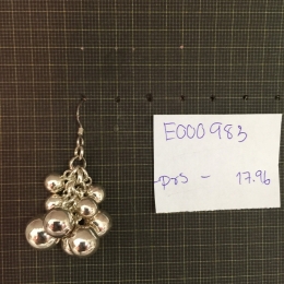 Earrings 983