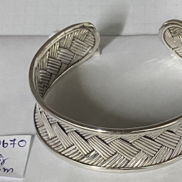 Bangle 670/1