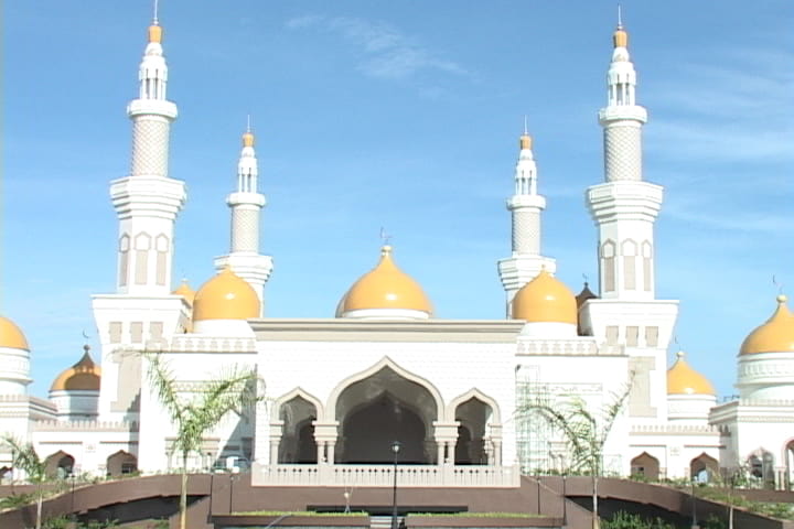 4 Hukum Menghias Masjid Menurut Pendapat Para Ulama