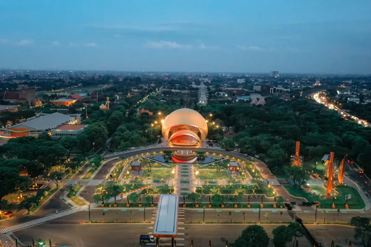 Taman Mini Indonesia Indah (TMII)