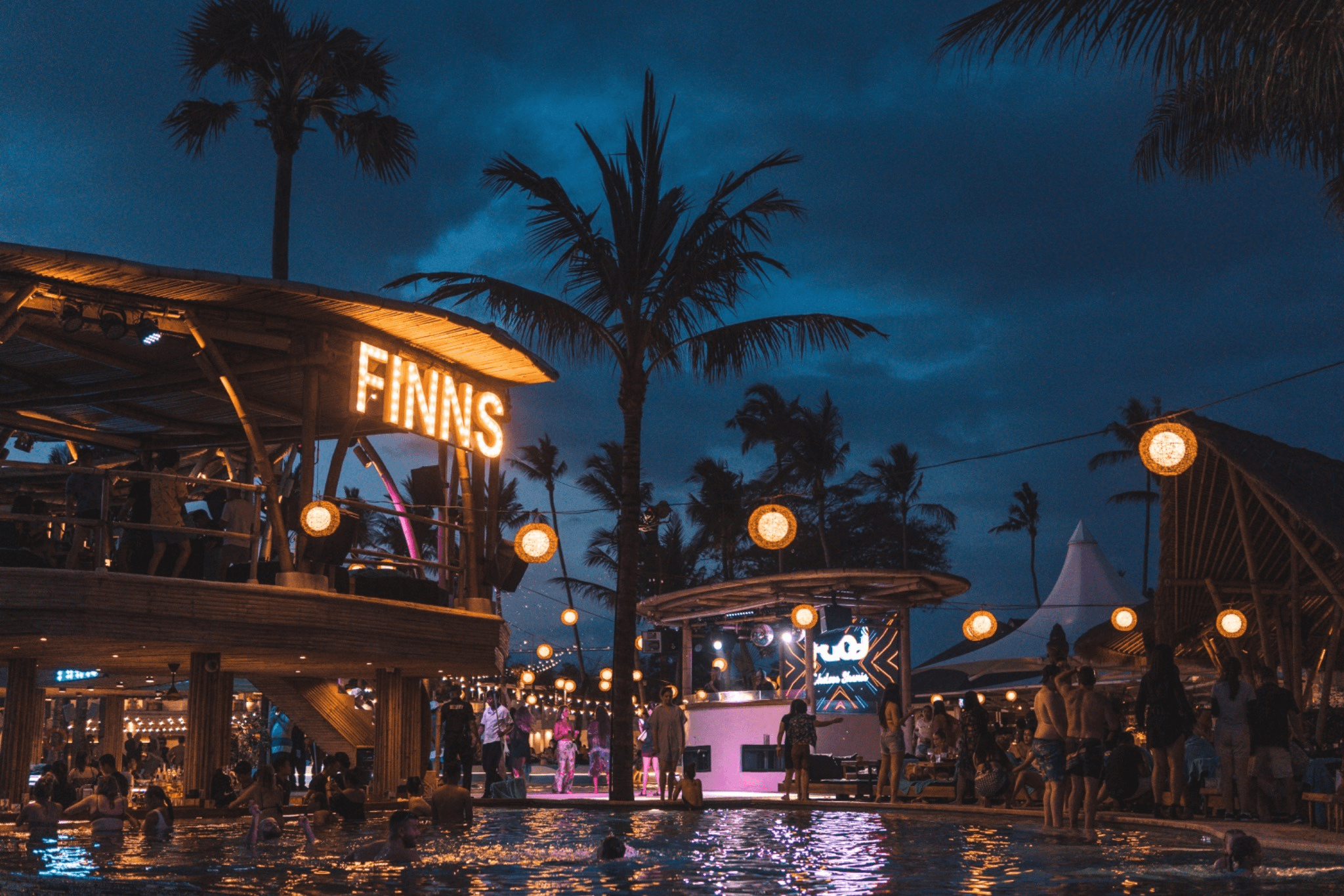 Finns-Beach Club