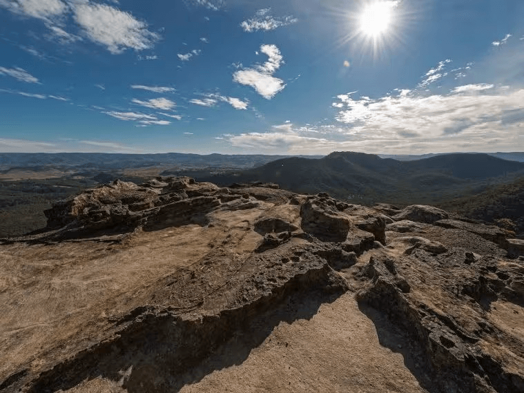 Hike to Mount Piddington Lookout