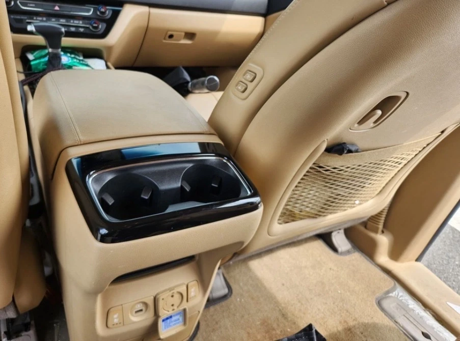 Продажа Kia Carnival III 2019 фото номер 11