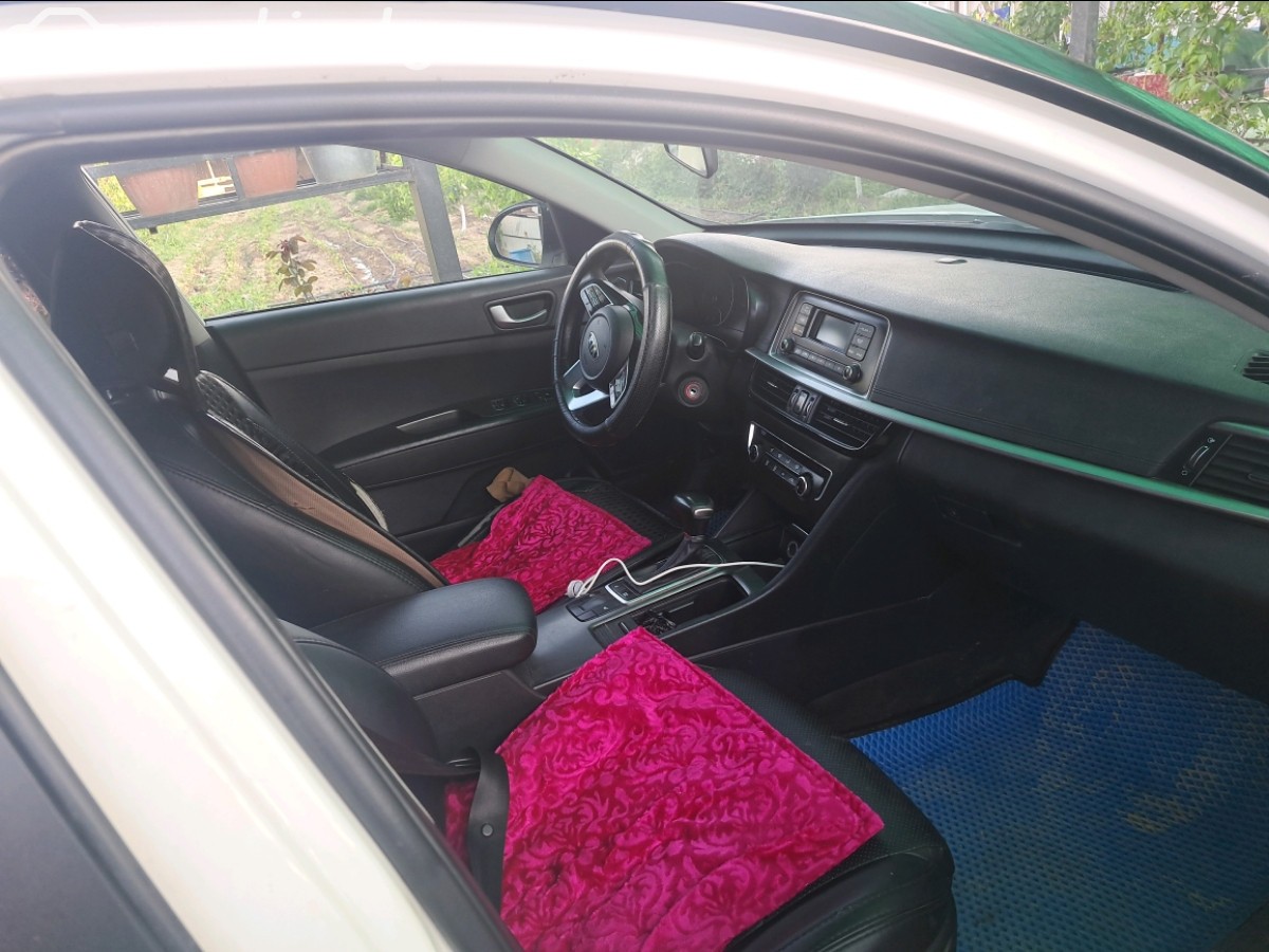 Kia K5 II фото номер 6